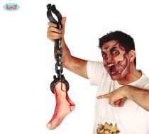 Krvavá noha - krev na řetězu - HALLOWEEN - 65 cm - Halloween dekorace