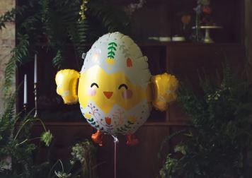 Foliový balónek kuřátko - kuře - Velikonoce - farma - 57 cm