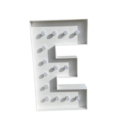Dekorace - svítící písmeno - E - pronájem