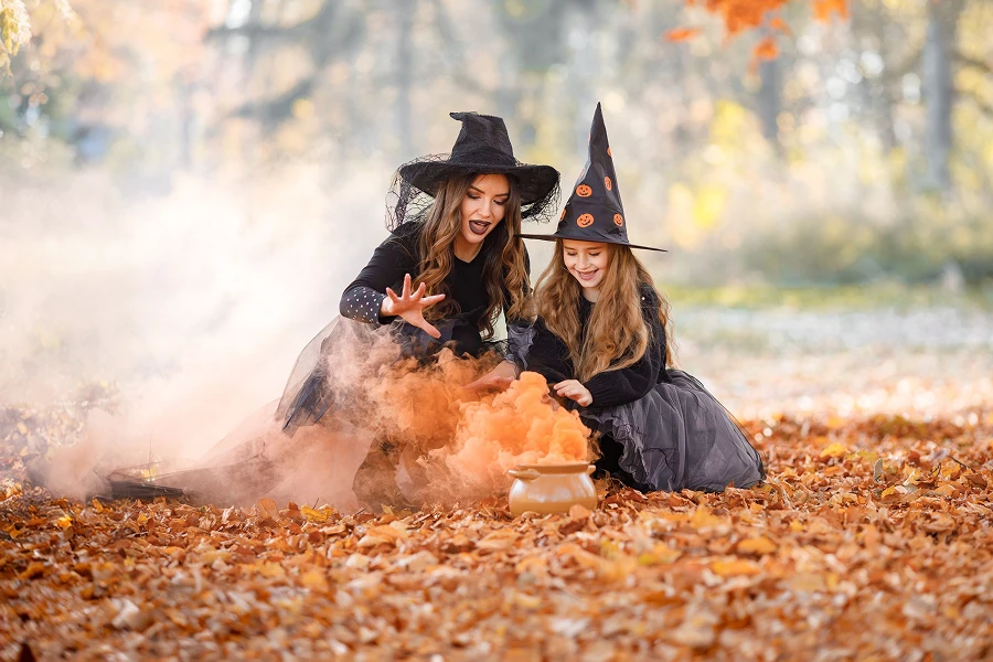 Kostýmy pro děti i dospělé